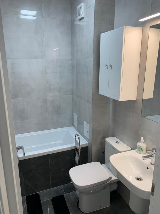 Apartament 2 Camere Prima Nufaru 拉迪亚 外观 照片