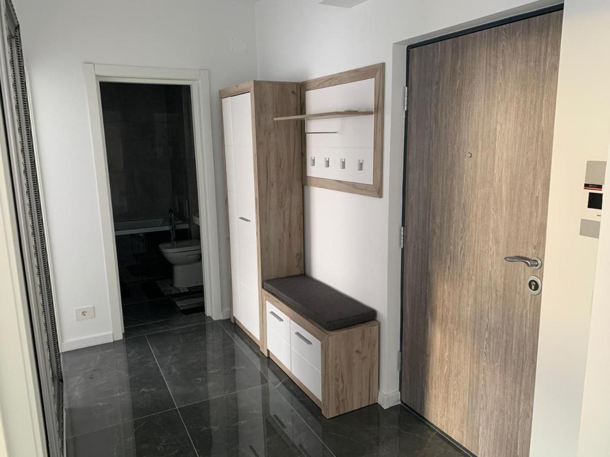 Apartament 2 Camere Prima Nufaru 拉迪亚 外观 照片